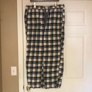 American Eagle Flannel pants